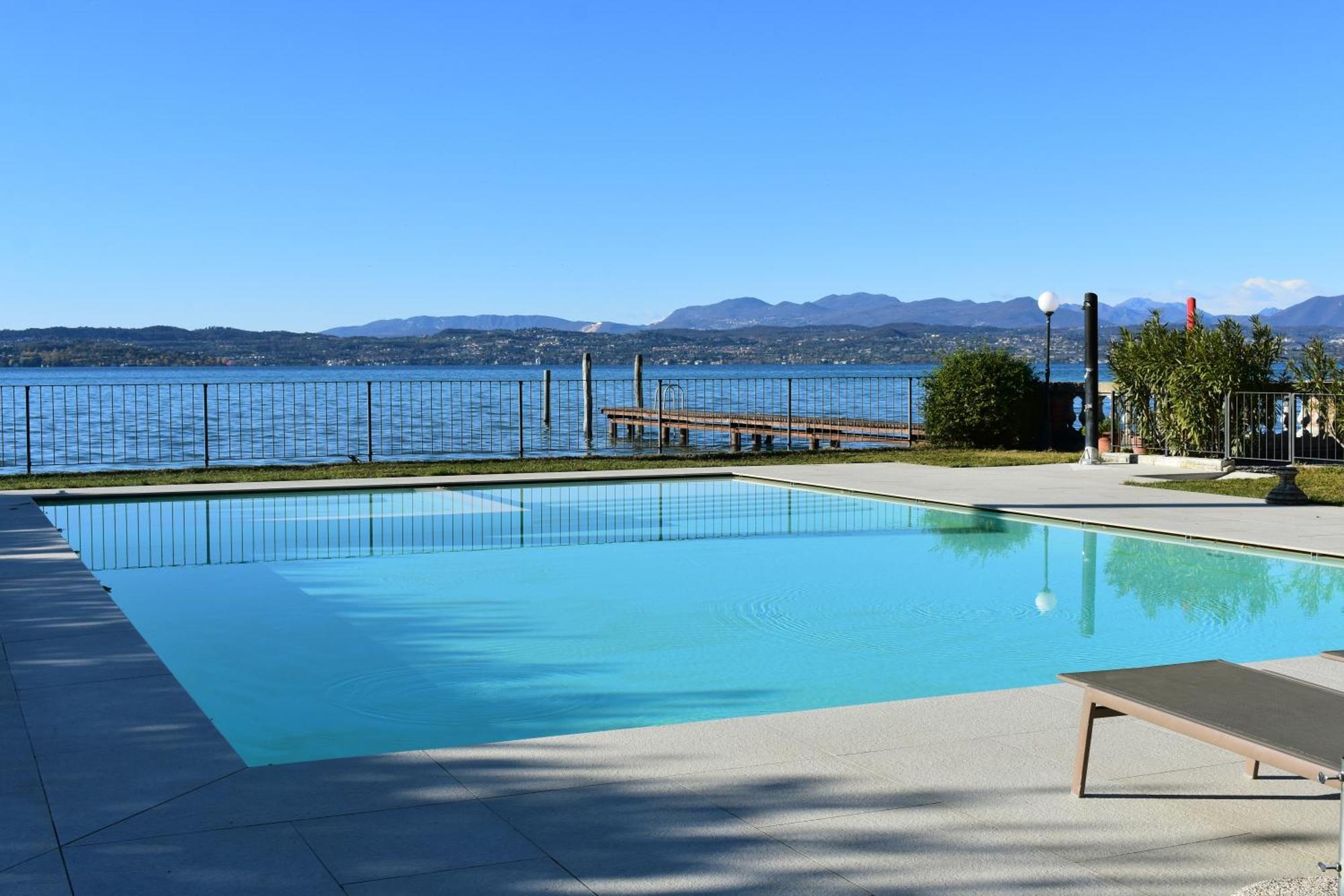 Villa Pioppi Hotel Sirmione Zewnętrze zdjęcie