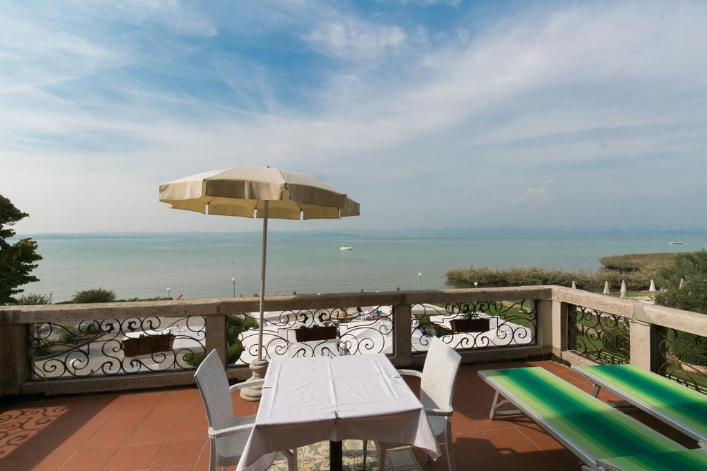 Villa Pioppi Hotel Sirmione Zewnętrze zdjęcie