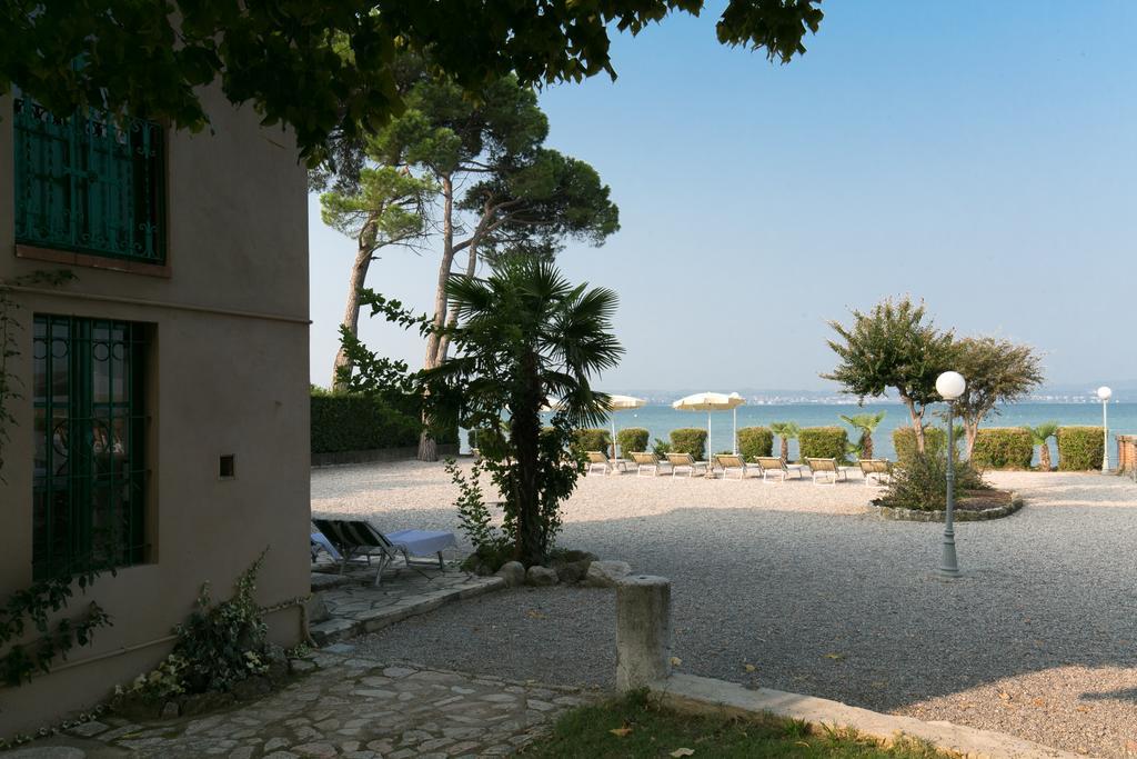 Villa Pioppi Hotel Sirmione Zewnętrze zdjęcie